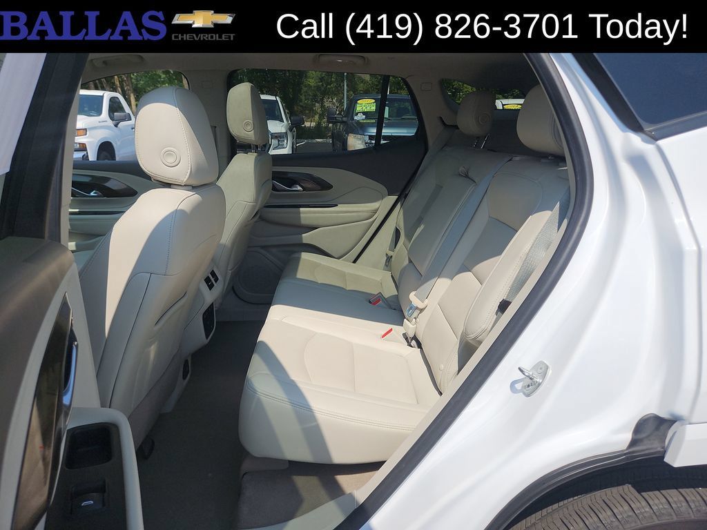 Used 2019 GMC Terrain Denali w/ GMC Pro Grade Package AWD/4WD image 24