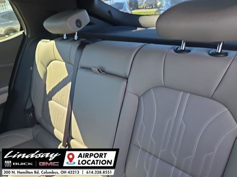 New 2026 Buick Envista Avenir image 25