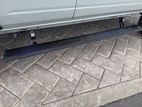 Used 2022 Ford Bronco Badlands image 6