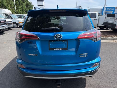 Used 2016 Toyota RAV4 Limited w/ Advanced Technology Package AWD/4WD image 9