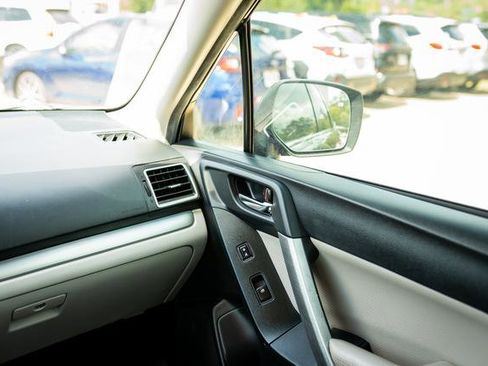 Used 2016 Subaru Forester 2.5i Limited image 28