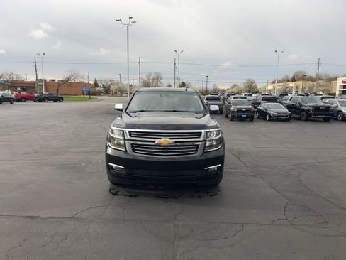 Used 2018 Chevrolet Tahoe Premier AWD/4WD image 3