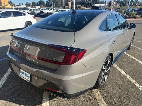 Used 2022 Hyundai Sonata SEL Plus w/ Cargo Package image 19