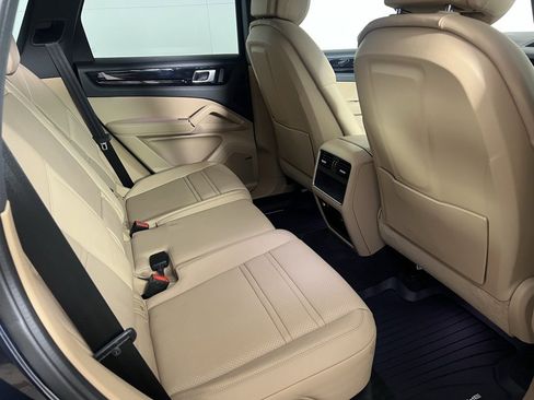 Certified 2022 Porsche Cayenne image 25
