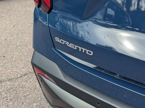 Certified 2024 Kia Sorento SX Prestige w/ Olive Brown Leather Package image 10