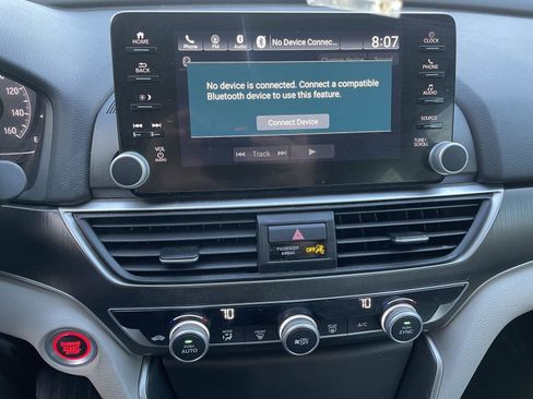 Used 2022 Honda Accord LX image 19