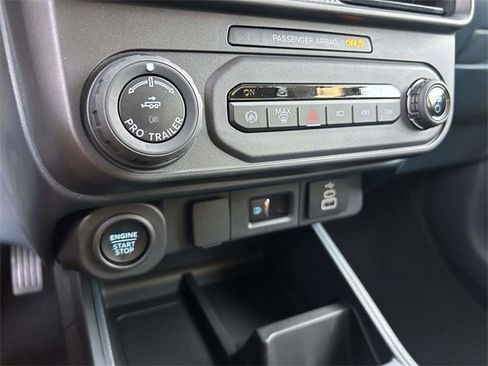 New 2026 Ford Maverick Lariat w/ Black Appearance Package image 11