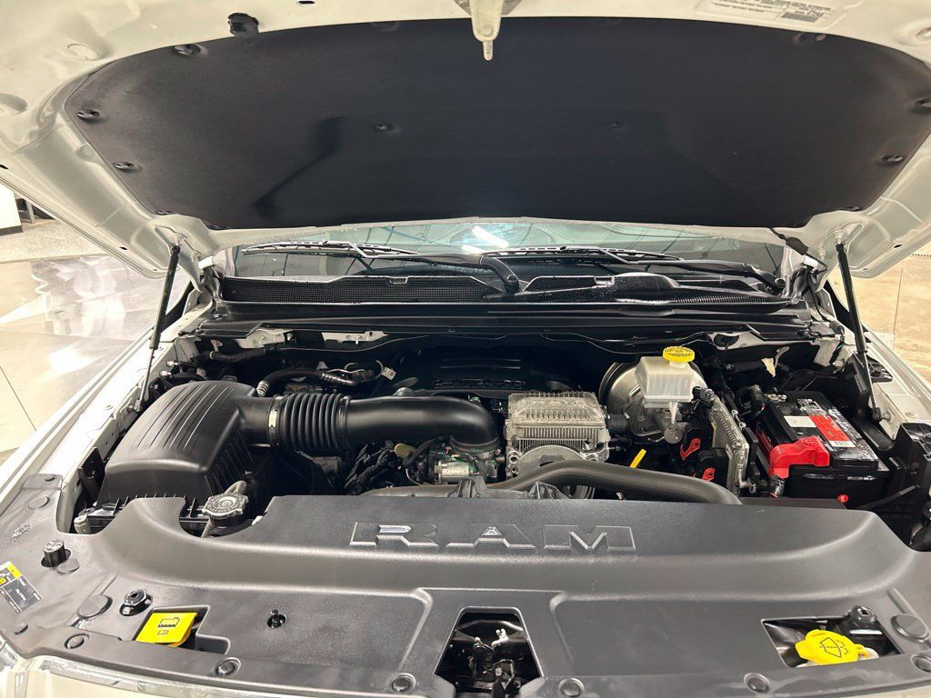 Used 2019 RAM 1500 Limited AWD/4WD image 33