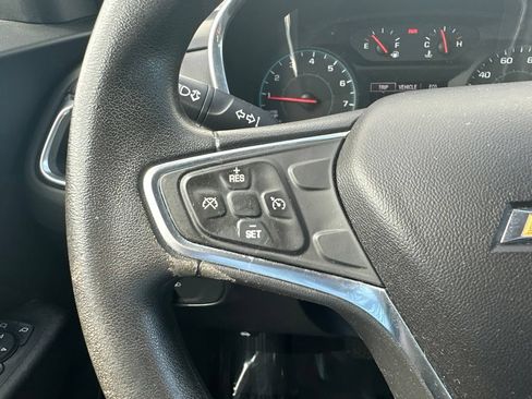 Used 2018 Chevrolet Equinox LT AWD/4WD image 39