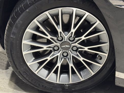 Used 2023 Genesis G80 2.5T image 7