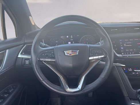 Certified 2023 Cadillac XT6 Premium Luxury w/ Platinum Package image 12