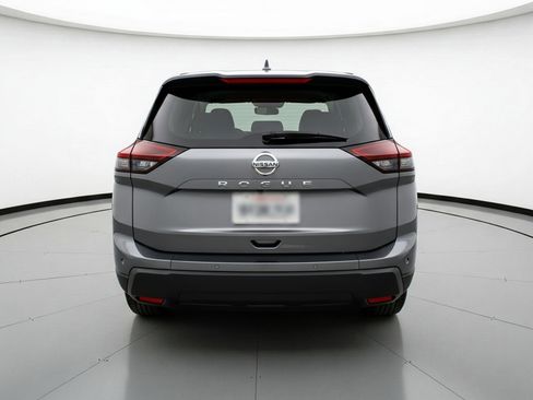 Used 2025 Nissan Rogue SV image 7