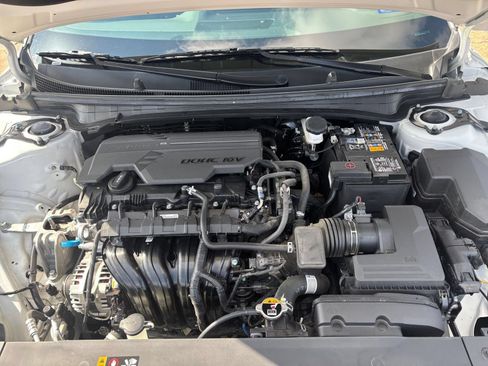 Used 2025 Kia K4 FWD image 26