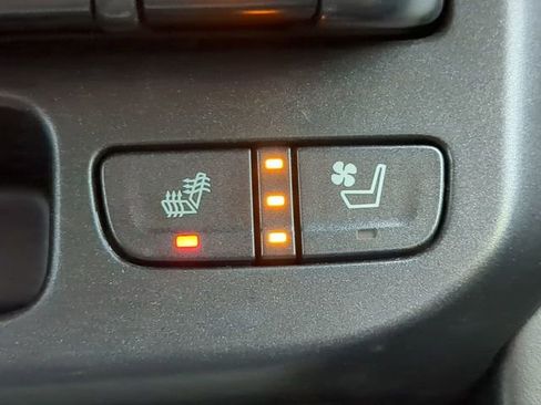 Used 2022 GMC Canyon Denali w/ Denali Black Edition Package image 26