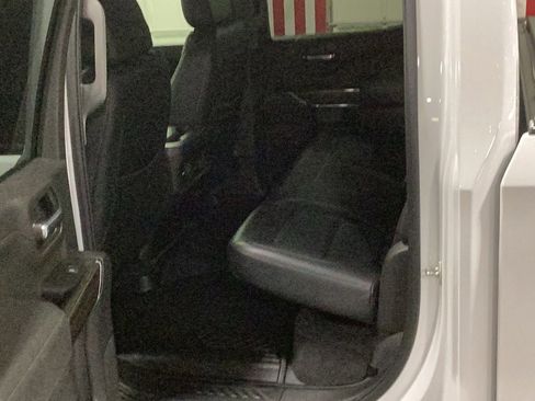 Used 2022 Chevrolet Silverado 1500 LT Trail Boss w/ Safety Package image 8