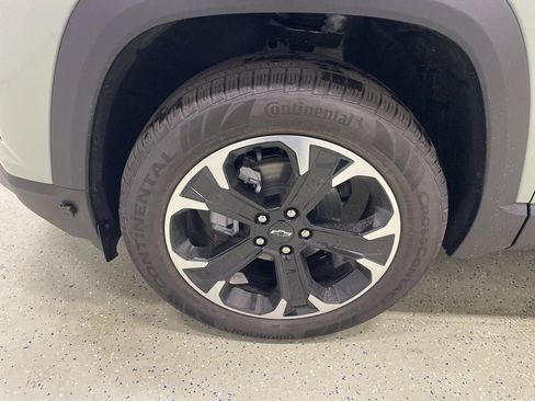 New 2026 Chevrolet Equinox LT w/ Convenience Package II image 8