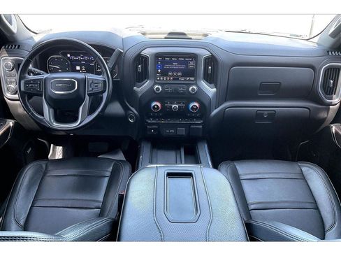 Used 2022 GMC Sierra 3500 Denali w/ Denali Ultimate Package AWD/4WD image 17