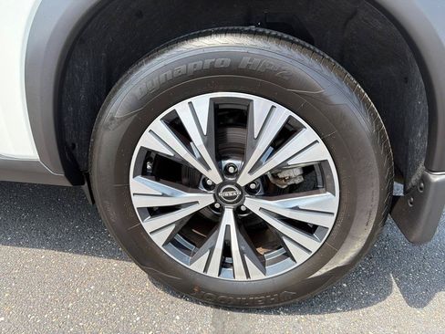 Used 2023 Nissan Rogue SV w/ SV Premium B Package AWD/4WD image 35