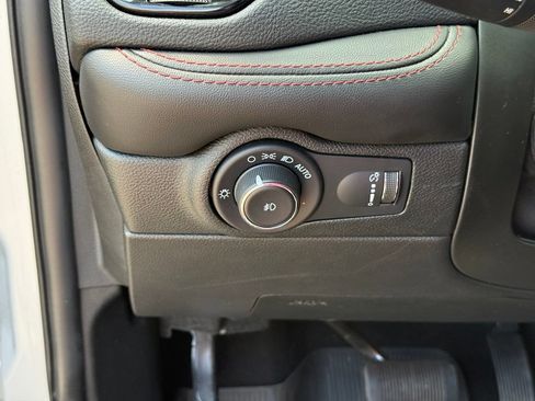 Used 2023 Dodge Durango R/T AWD/4WD image 18