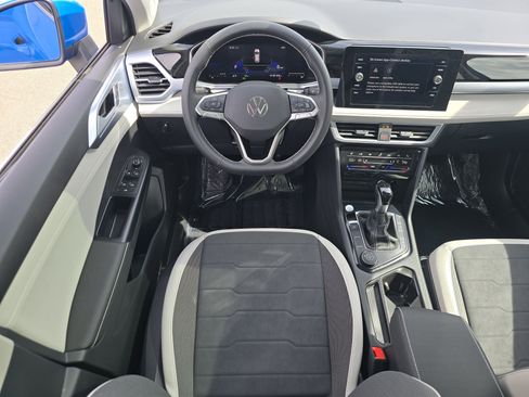 New 2026 Volkswagen Taos SE AWD/4WD image 20
