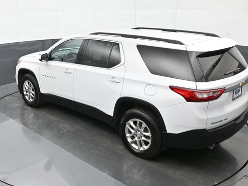 Used 2020 Chevrolet Traverse LT w/ Driver Confidence II Package image 30