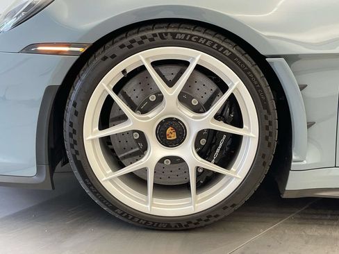 Certified 2024 Porsche 911 GT3 RS RWD image 11