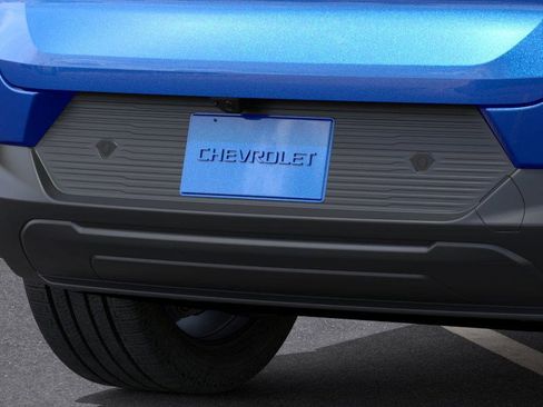 New 2026 Chevrolet Equinox EV LT image 14