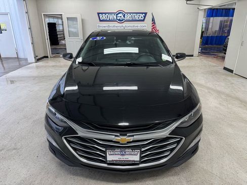 Used 2020 Chevrolet Malibu LT w/ Leather Package FWD image 12