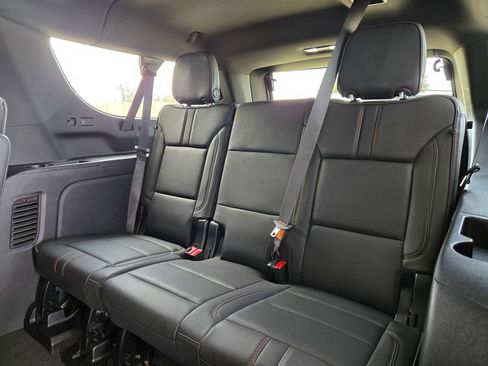 Used 2024 Chevrolet Suburban RST w/ Luxury Package image 16