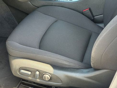 Used 2024 Chevrolet Malibu LT FWD image 24