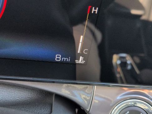 New 2026 Chevrolet Trax ACTIV w/ Sunroof Package image 13