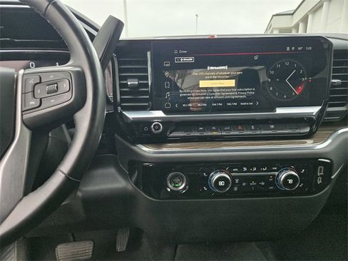 Used 2024 GMC Sierra 1500 Elevation image 13