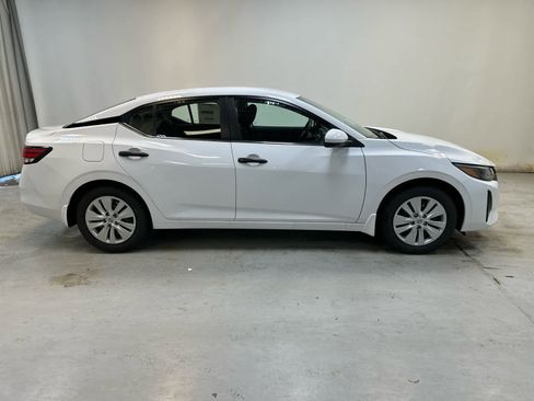 New 2025 Nissan Sentra S image 8