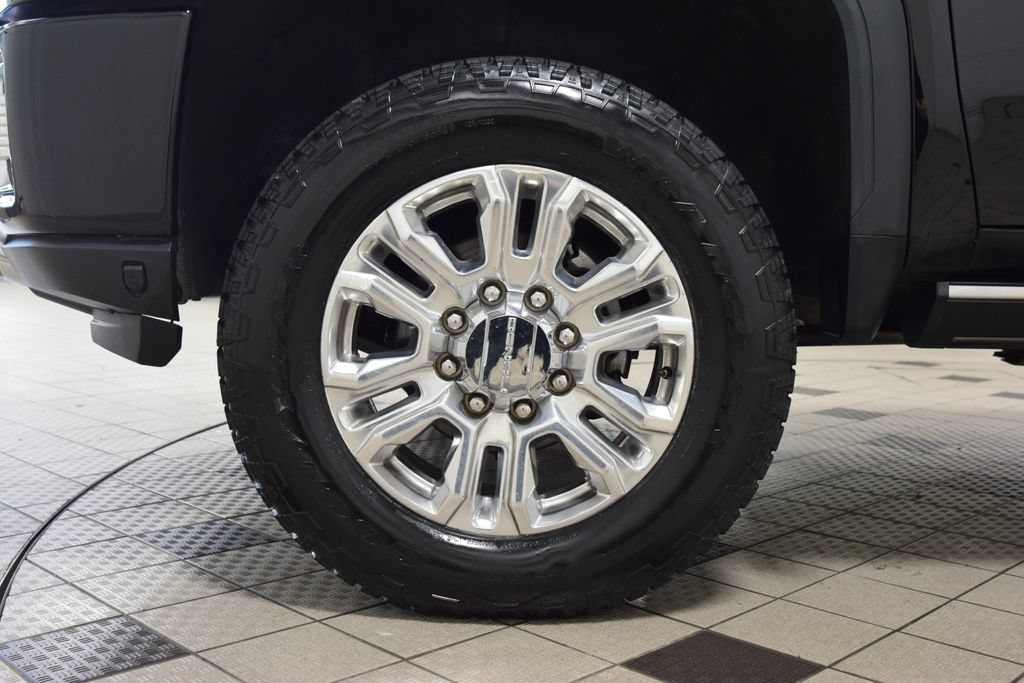 Used 2023 GMC Sierra 3500 Denali AWD/4WD image 30