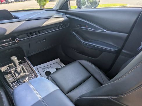 Used 2021 MAZDA CX-30 FWD 2.5 S w/ Preferred Package image 16