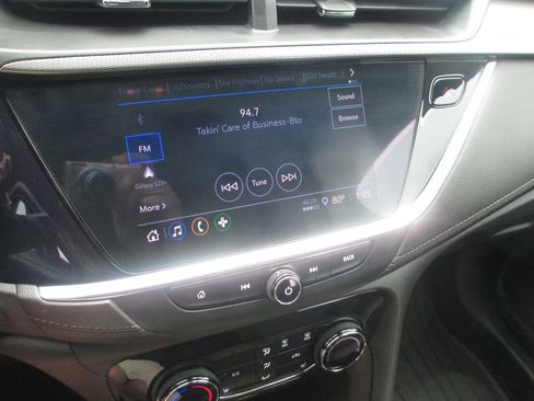 Used 2023 Buick Encore GX Preferred w/ Cold Weather Comfort Package AWD/4WD image 25