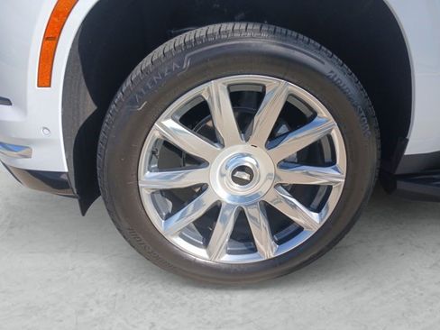 Certified 2026 Cadillac Escalade 2WD w/ LPO, Floor Liner Package image 23