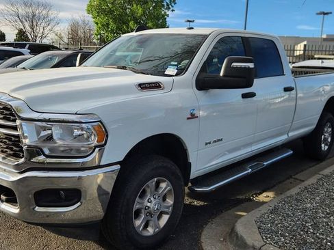 Used 2024 RAM 2500 Big Horn AWD/4WD image 2