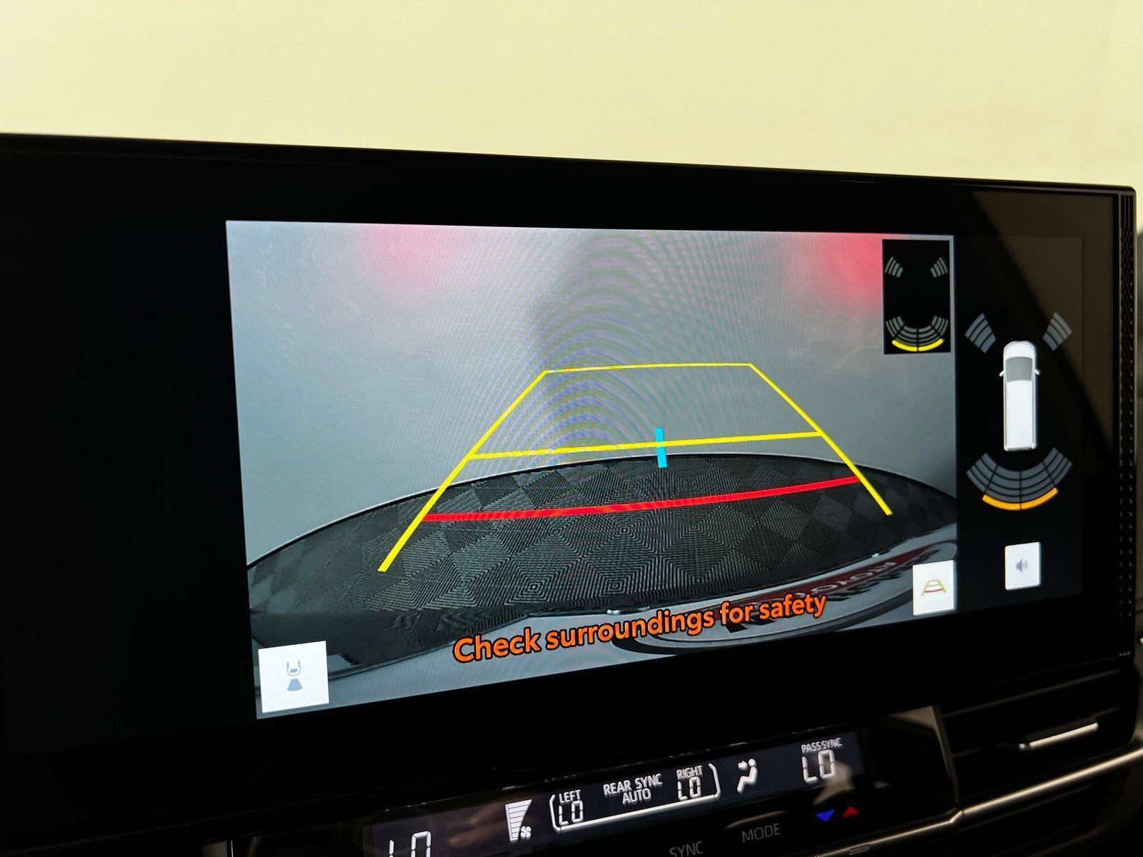 Used 2026 Toyota Sienna Limited FWD image 20