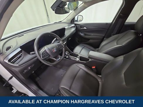 Used 2024 Buick Encore GX Sport Touring FWD image 13