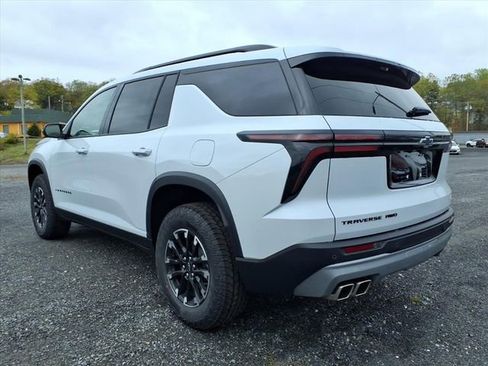 New 2026 Chevrolet Traverse Z71 w/ Driver Confidence Package image 4