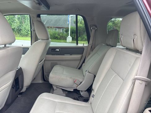Used 2010 Ford Expedition XLT AWD/4WD image 13