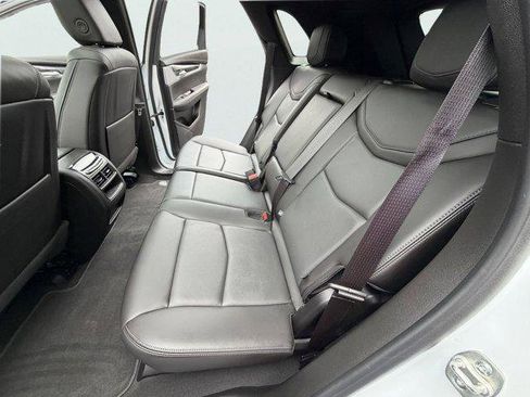 Used 2025 Cadillac XT5 Premium Luxury image 15