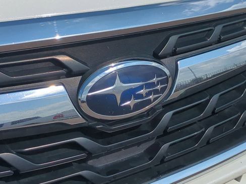 Used 2018 Subaru Forester 2.5i Premium AWD/4WD image 11