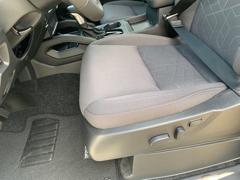 New 2026 Nissan Frontier SV w/ SV Convenience Package RWD image 21