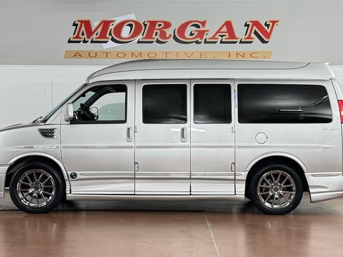 Used 2013 Chevrolet Express 1500 image 6