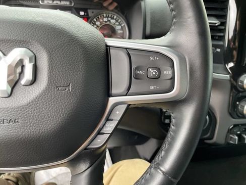 Used 2022 RAM 1500 Big Horn AWD/4WD image 11