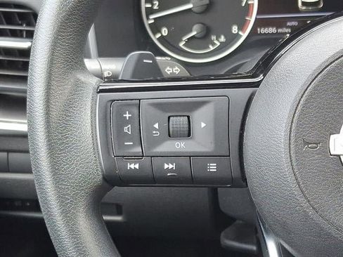 Used 2023 Nissan Rogue SV image 21