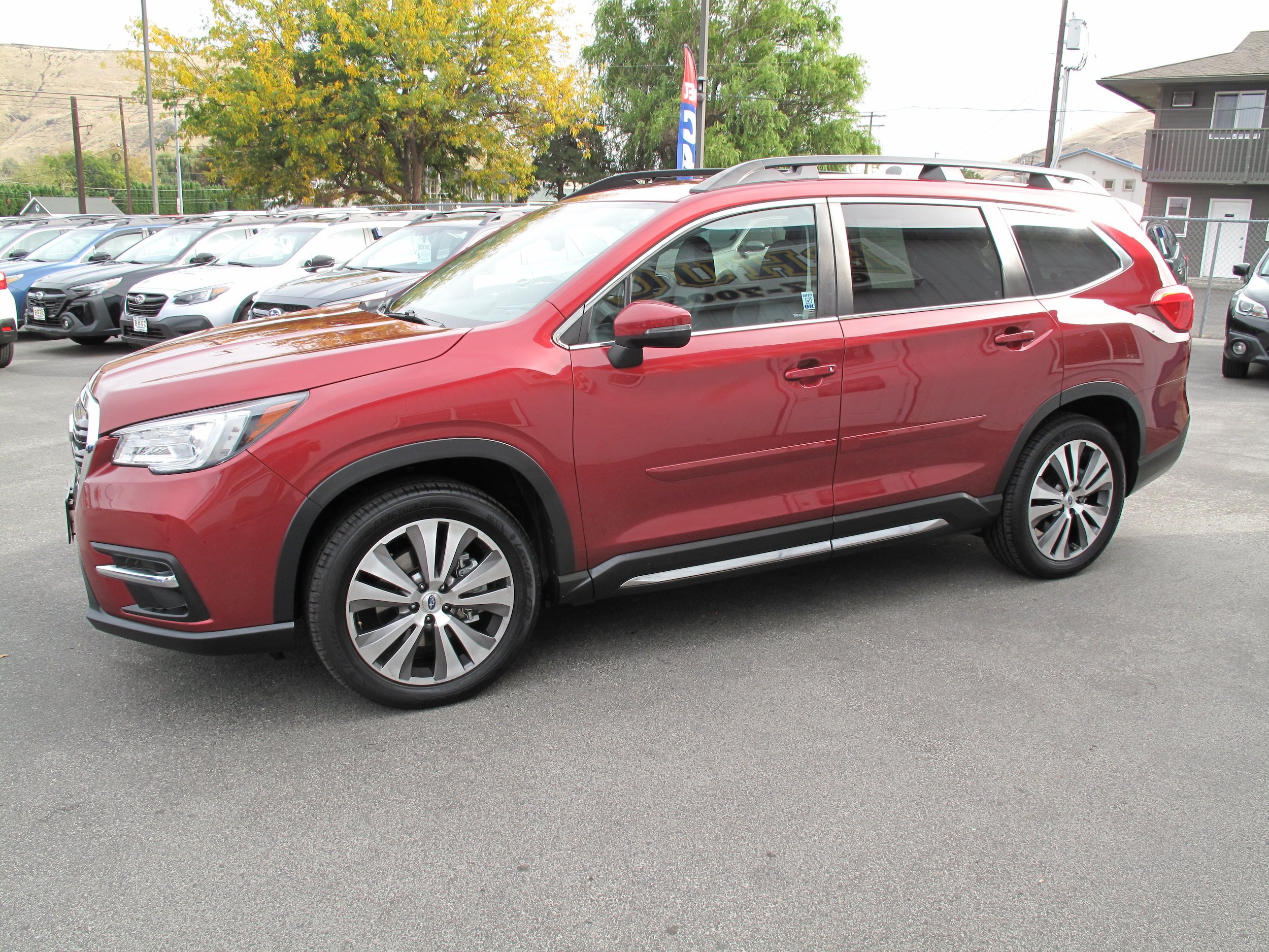 Used 2022 Subaru Ascent Limited AWD/4WD image 3