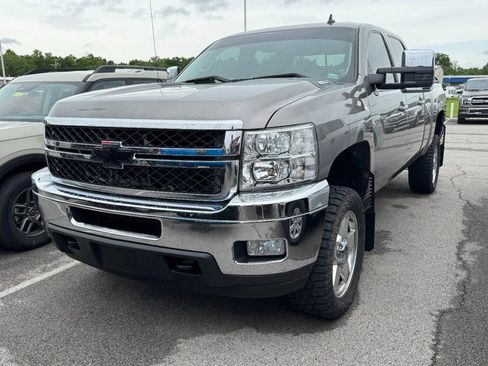 Used 2013 Chevrolet Silverado 2500 LTZ w/ LTZ Plus Package AWD/4WD image 2